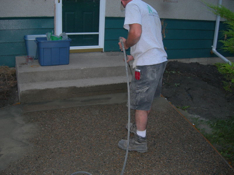Now after some drying, Jason shows how to use the pressure washer...